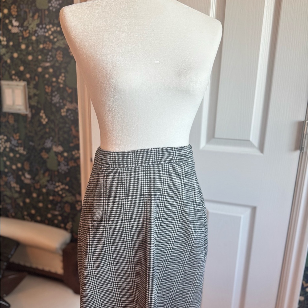 SHEIN Monochrome Checkered houndstooth plaid Skirt​